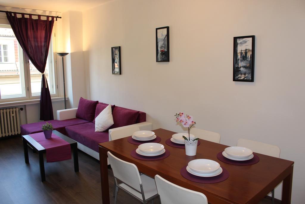 Go Native Prague Apartment Екстериор снимка