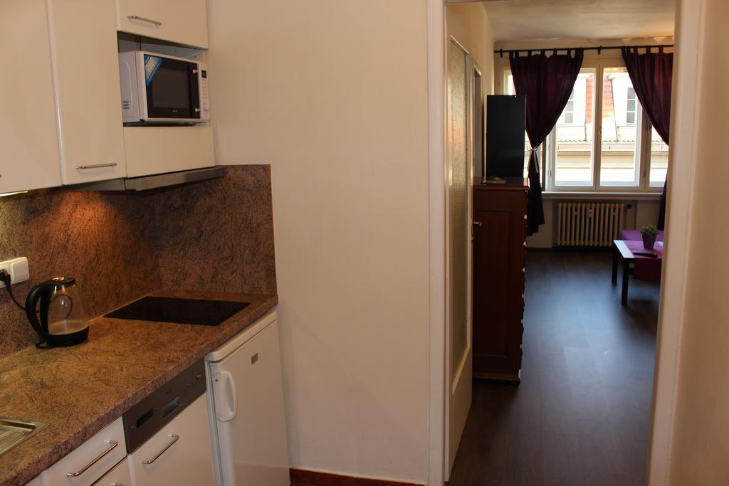 Go Native Prague Apartment Екстериор снимка